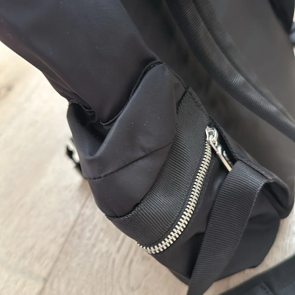 lululemon athletica excellent used
